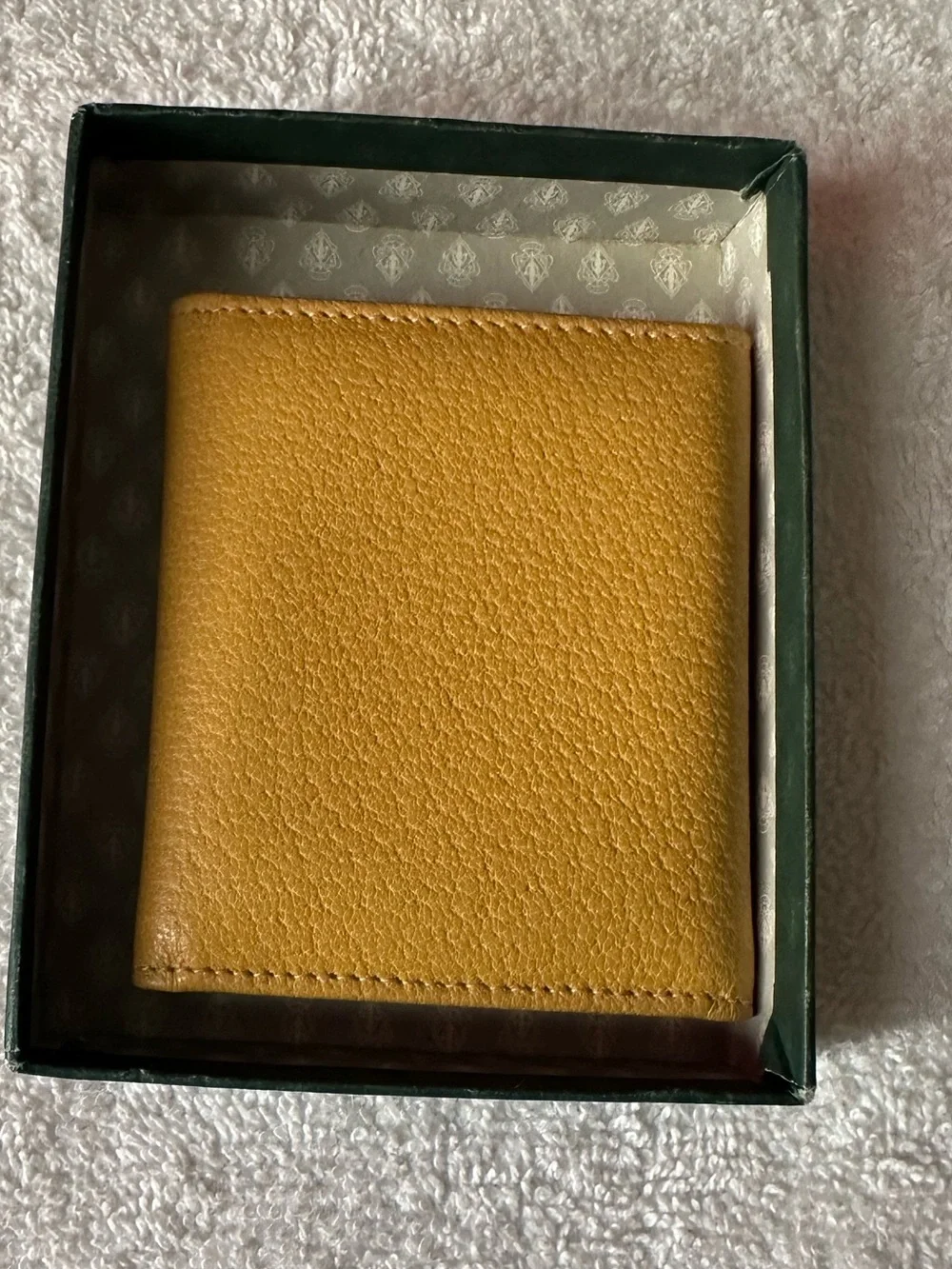 Vintage Gucci Leather Tri-Fold Picture Frame Card Holder w/ Original Box Italy